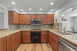 4018 Dyer Ln, Sarasota, FL 34232 - Photo 6
