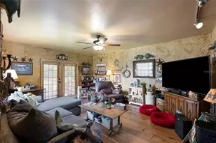 8709 El Portal Dr, Tampa, FL 33604 - Photo 26
