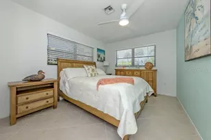 918 Gibbs Rd, Venice, FL 34285 - Photo 24