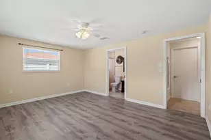 1317 Fir Ave, Venice, FL 34285 - Photo 20