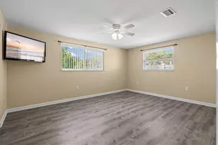 1317 Fir Ave, Venice, FL 34285 - Photo 18