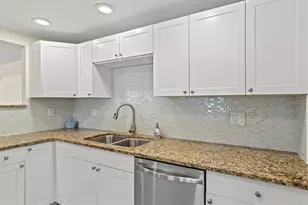 1317 Fir Ave, Venice, FL 34285 - Photo 16