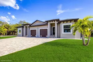 338 Boundary Blvd, Rotonda West, FL 33947 - Photo 8