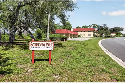 203 Rubens Drive #F, Nokomis, FL 34275 - Photo 2
