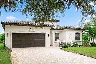 126 Rio Terra, Venice, FL 34285 - Photo 4