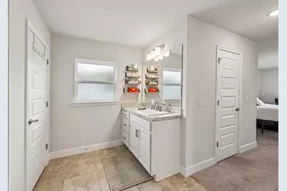 2718 N Chamberlain Boulevard, North Port, FL 34286 - Photo 14
