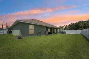 2718 N Chamberlain Blvd, North Port, FL 34286 - Photo 2