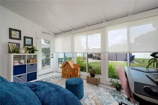 2828 Gulf Gate Dr, Sarasota, FL 34231 - Photo 22