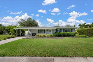 2828 Gulf Gate Dr, Sarasota, FL 34231 - Photo 36