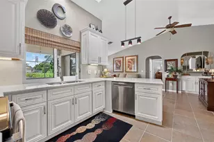 156 Hourglass Dr, Venice, FL 34293 - Photo 16