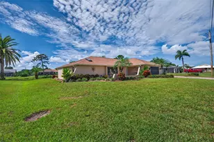 156 Hourglass Dr, Venice, FL 34293 - Photo 88