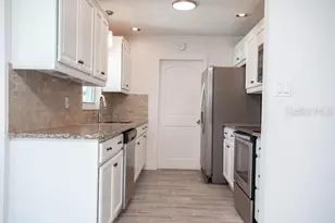 13272 Ebony Ave, Port Charlotte, FL 33981 - Photo 10