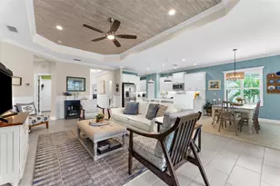 208 Capriana Ct, Nokomis, FL 34275 - Photo 14
