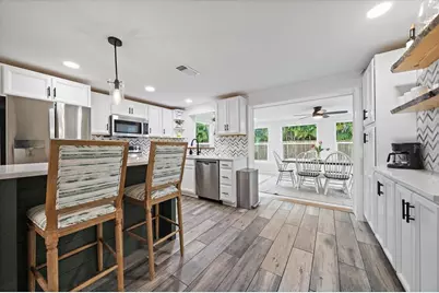 852 Acadia Road, Venice, FL 34293 - Photo 10