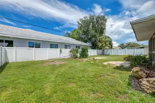 2203 La Salle St, Sarasota, FL 34231 - Photo 46