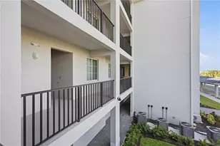 17600 Opal Sand Dr, Venice, FL 34293 - Photo 4