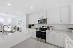 17600 Opal Sand Dr, Venice, FL 34293 - Photo 10