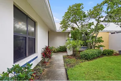 311 Pembroke Lane N #196, Venice, FL 34293 - Photo 8