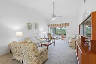 311 Pembroke Ln N, Venice, FL 34293 - Photo 12