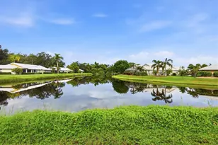 311 Pembroke Ln N, Venice, FL 34293 - Photo 2