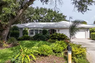 912 Dawn St, Venice, FL 34285 - Photo 1