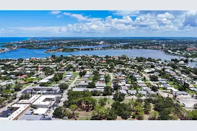 509 Parkdale Mews #509, Venice, FL 34285 - Photo 4