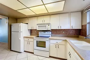 509 Parkdale Mews, Venice, FL 34285 - Photo 8