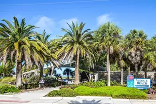 439 Cerromar Ln, Venice, FL 34293 - Photo 42