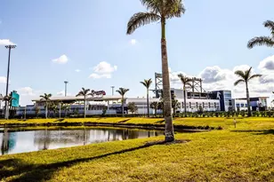 439 Cerromar Ln, Venice, FL 34293 - Photo 48