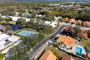 924 Harbor Town Dr, Venice, FL 34292 - Photo 50