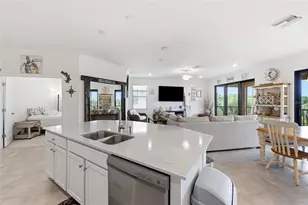 10047 Crooked Crk Dr, Venice, FL 34293 - Photo 12