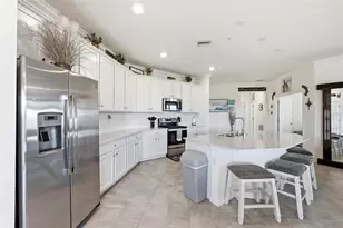 10047 Crooked Crk Dr, Venice, FL 34293 - Photo 4