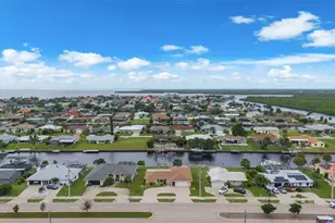 21129 Edgewater Dr, Port Charlotte, FL 33952 - Photo 54