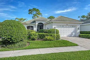 342 Melrose Ct, Venice, FL 34292 - Photo 4