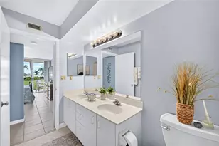 6021 Bahia Del Mar Cir, Saint Petersburg, FL 33715 - Photo 22