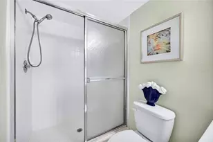 6021 Bahia Del Mar Cir, Saint Petersburg, FL 33715 - Photo 26