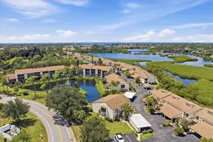 1082 Bird Bay Way, Venice, FL 34285 - Photo 2