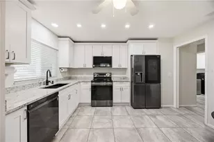 680 Linden Dr, Englewood, FL 34223 - Photo 18
