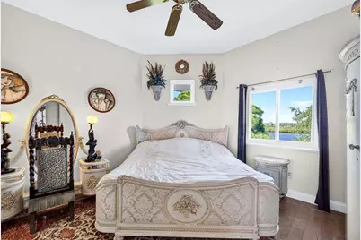 1538 Riverside Drive, Tarpon Springs, FL 34689 - Photo 30