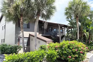 937 Capri Isles Blvd, Venice, FL 34292 - Photo 1