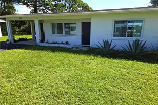 304 Shore Rd, Nokomis, FL 34275 - Photo 2