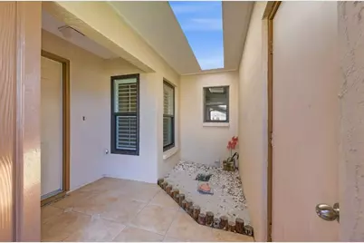 1704 Curry Avenue #39, Nokomis, FL 34275 - Photo 2