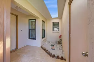 1704 Curry Ave, Nokomis, FL 34275 - Photo 2