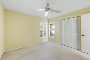 1704 Curry Ave, Nokomis, FL 34275 - Photo 14
