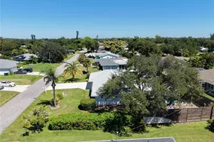 755 Cumberland Rd, Venice, FL 34293 - Photo 42