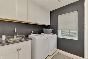 1568 Waterford Dr, Venice, FL 34292 - Photo 56