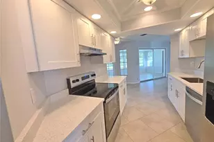 1379 Cambridge Dr, Venice, FL 34293 - Photo 8