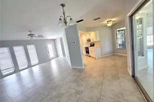 1379 Cambridge Dr, Venice, FL 34293 - Photo 6