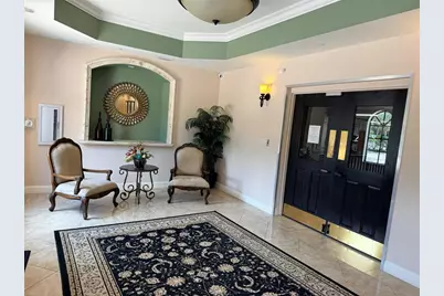 7702 Lake Vista Court #303, Lakewood Ranch, FL 34202 - Photo 4
