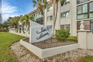 116 Vista Hermosa Cir, Sarasota, FL 34242 - Photo 24